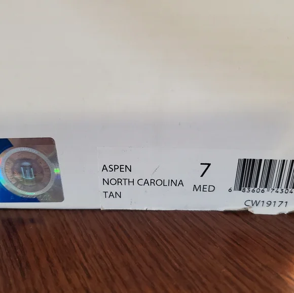 NWT Women's UNC Tar Heels Sweater Top Booties - Picture 6 of 8